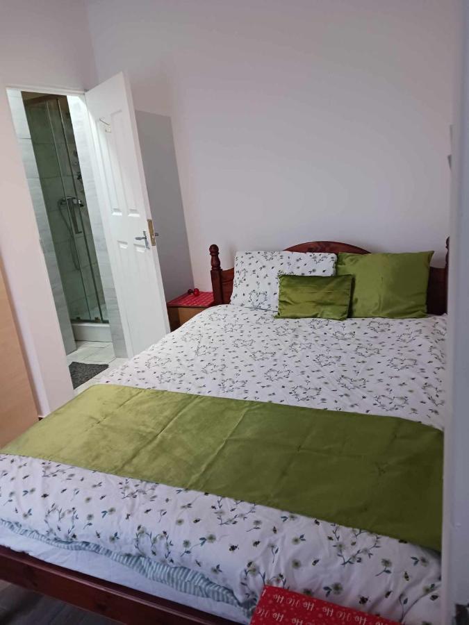 Amarillys Guest House 프레스턴 외부 사진